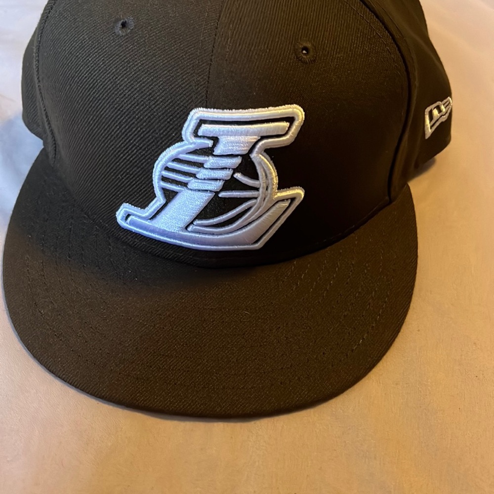 Lakers hat